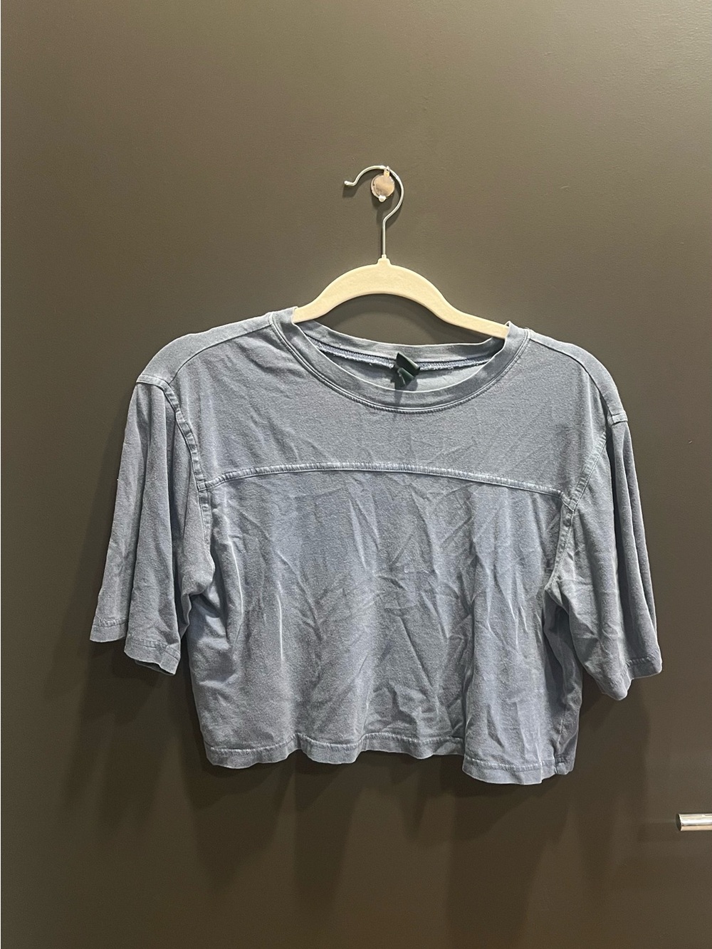 Wild Fable Cropped Tee – Women’s Medium